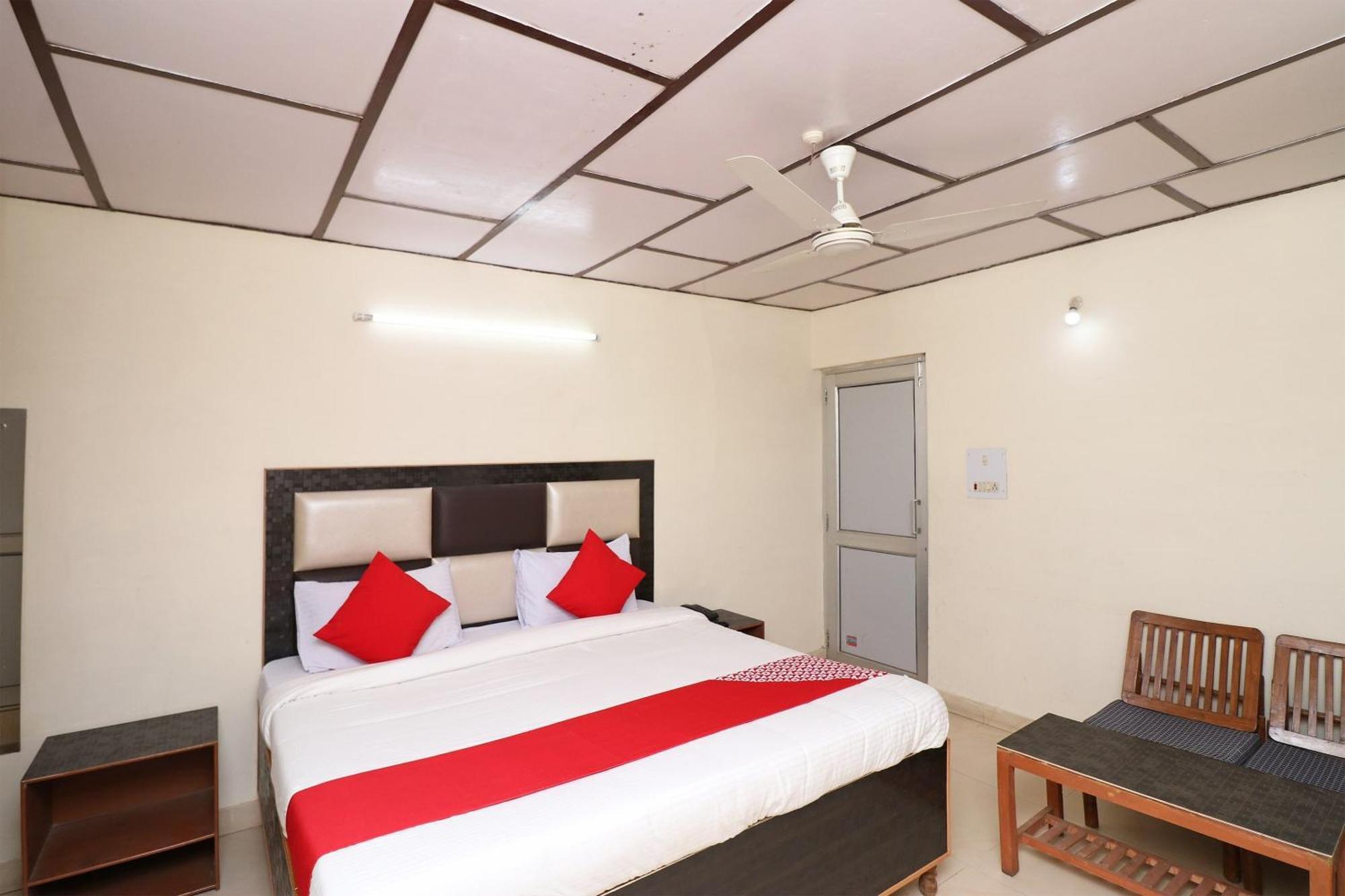 Super Hotel O Country Lodge Дармсала Экстерьер фото