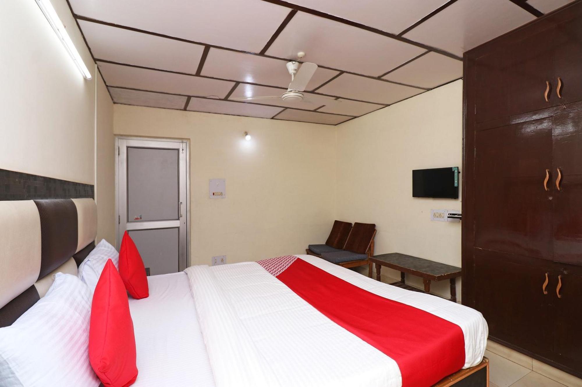 Super Hotel O Country Lodge Дармсала Экстерьер фото